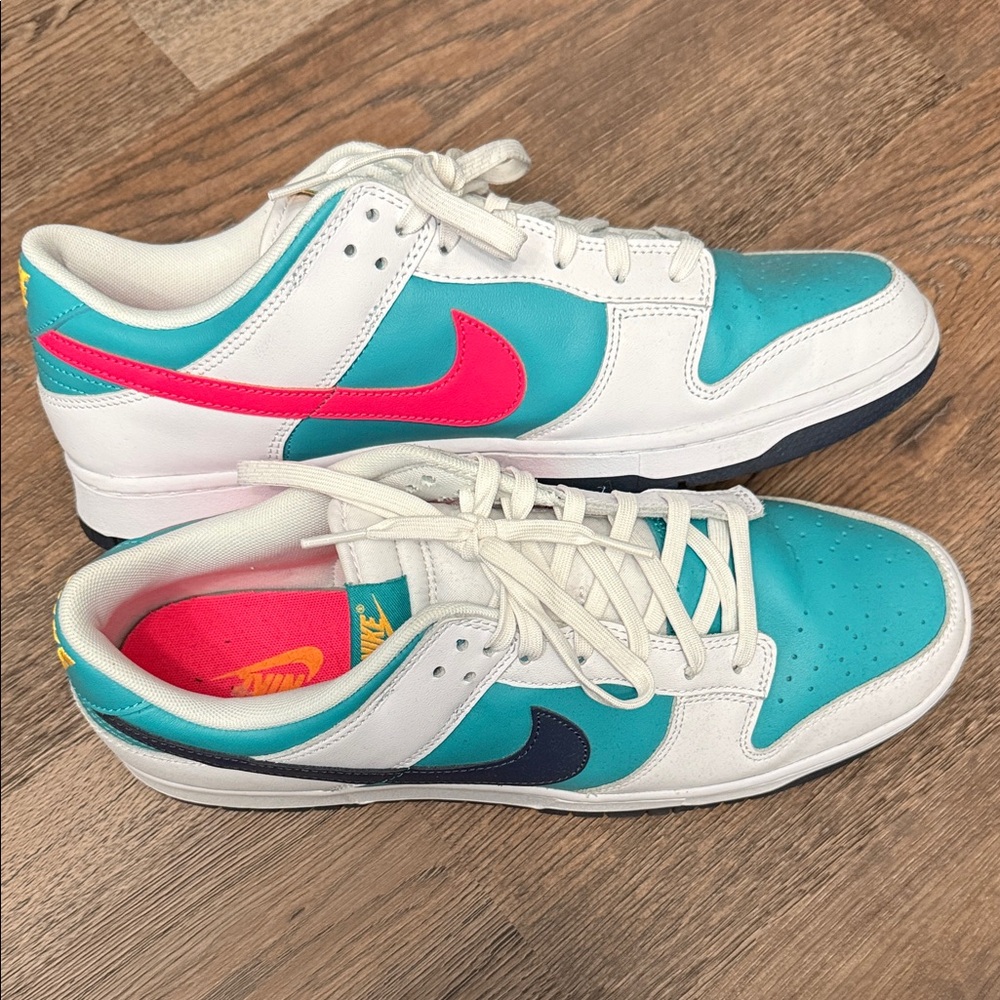 Nike White and Teal Sneakers with Pink Accents